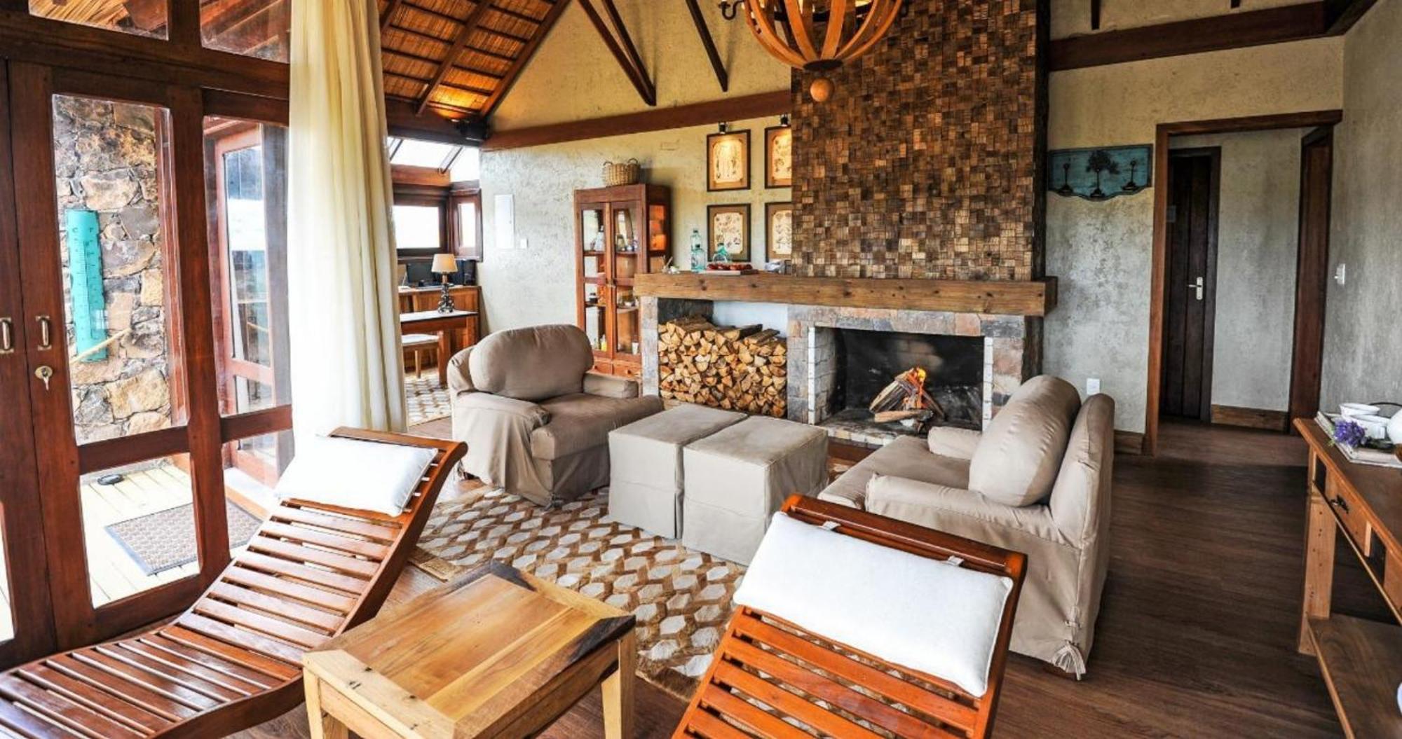 Queen Suite with Spa Bath